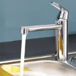 Kuhinjska hrom slavina modernog dizajna